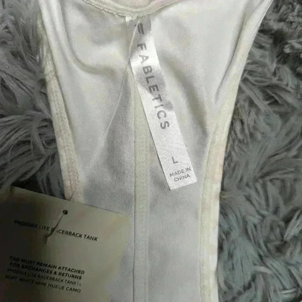 Fabletics women's phoenix lite racerback tank size large NWT army color way - Picture 4 of 6
